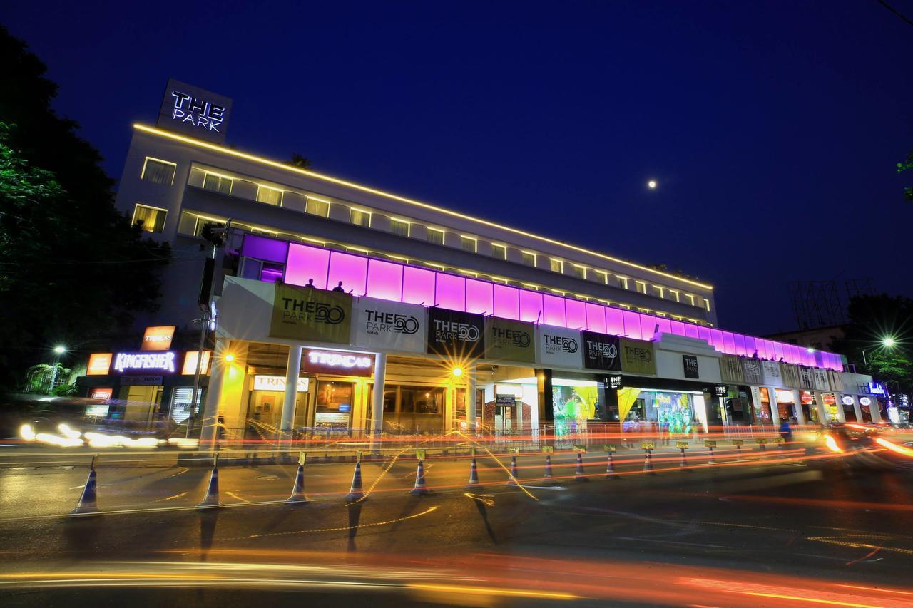 The Park Kolkata Hotel Kültér fotó The Square
